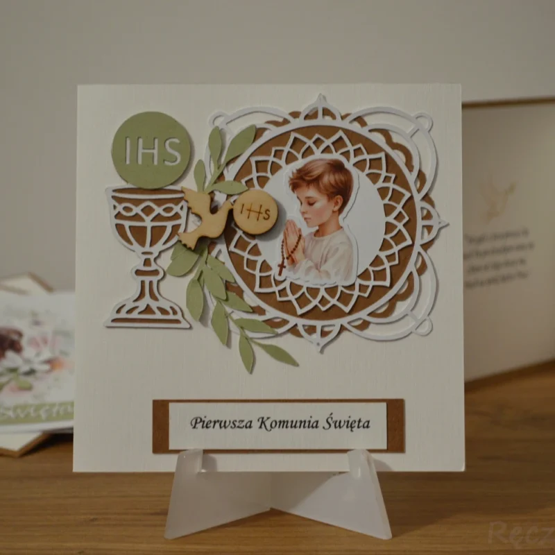 Zaproszenie komunijne z chłopcem, możliwość personalizacji tekstu i zdjęcia